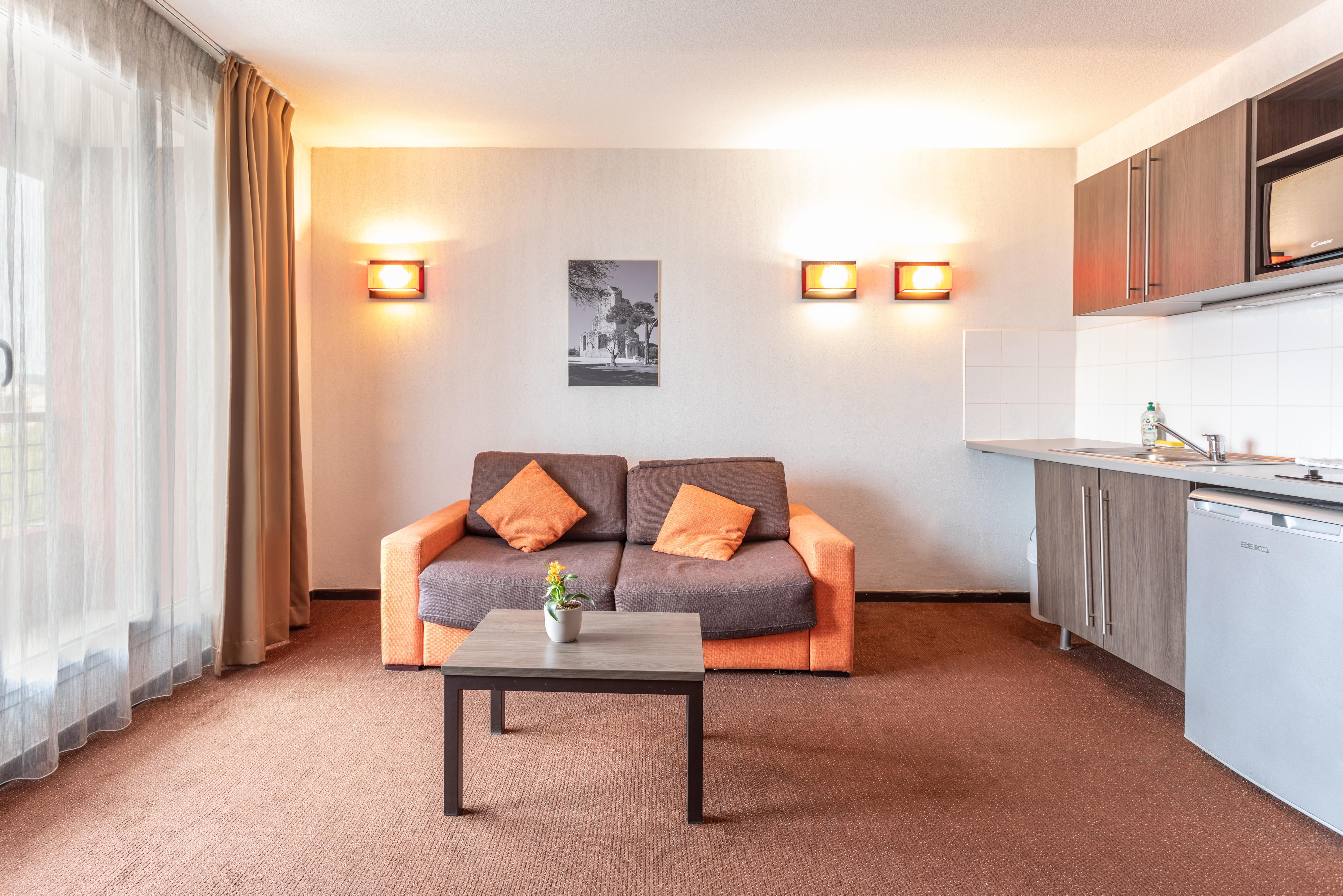 Comfort Aparthotel Nimes Centre المظهر الخارجي الصورة
