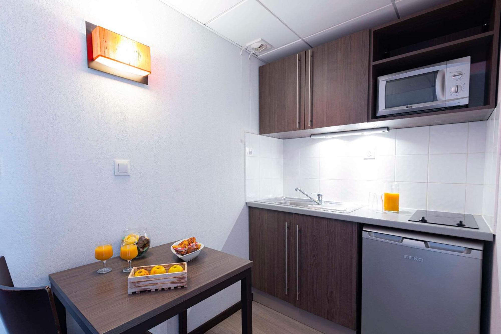 Comfort Aparthotel Nimes Centre المظهر الخارجي الصورة