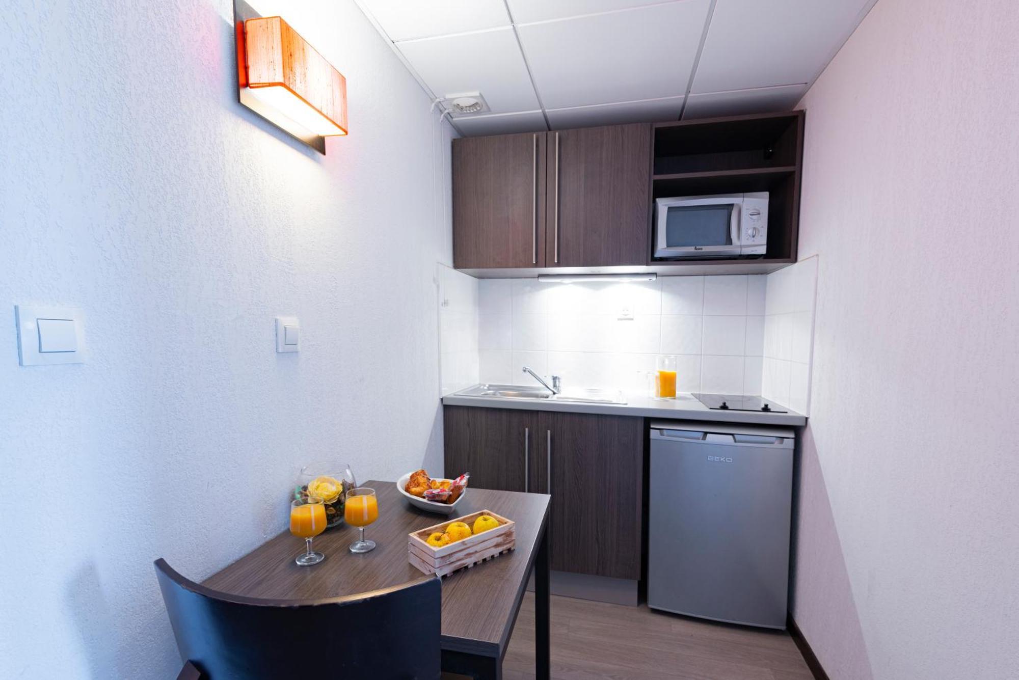 Comfort Aparthotel Nimes Centre المظهر الخارجي الصورة