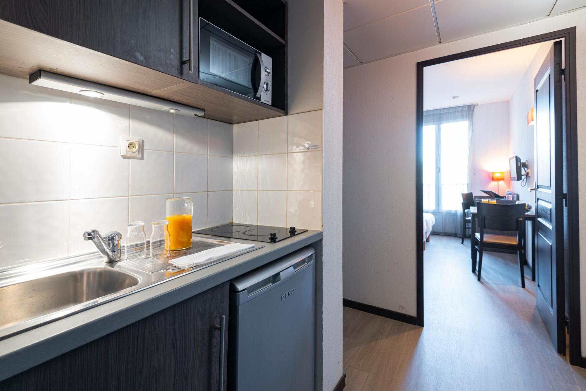 Comfort Aparthotel Nimes Centre المظهر الخارجي الصورة