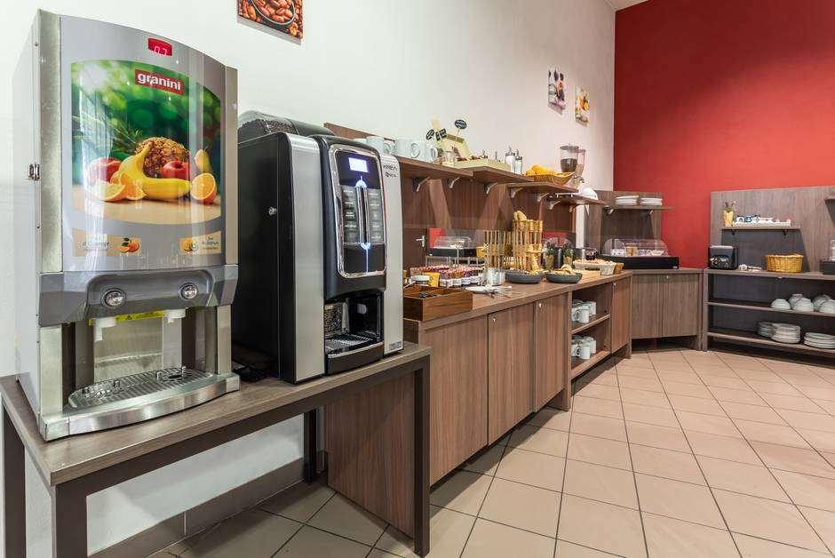 Comfort Aparthotel Nimes Centre المطعم الصورة